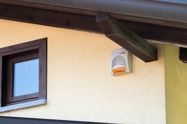 Pourquoi engager les installateurs de Maisonalarmes ?