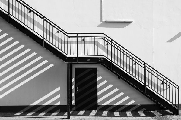 Escalier droit métallique : élégance et simplicité
