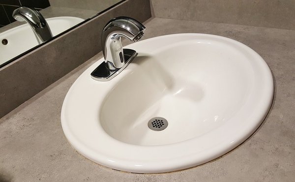 Découvrez les tendances de robinets salle de bain en 2024